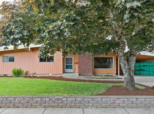 543 S 18th St, Philomath, OR 97370
