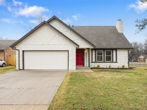 8959 E 16th Pl, Tulsa, OK 74112
