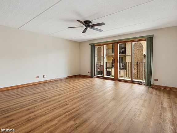 3rd image of 6300 W Montrose Ave APT 204