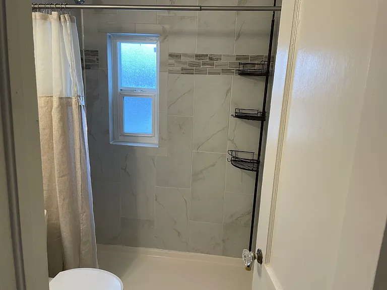 624 Knox Ct #4 — Photo 23