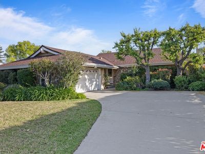18912 Halsted St, Northridge, CA, 91324