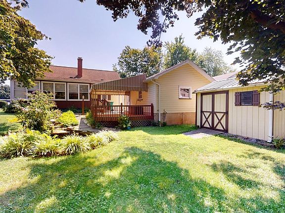 5th image of 9938 Martin Ave