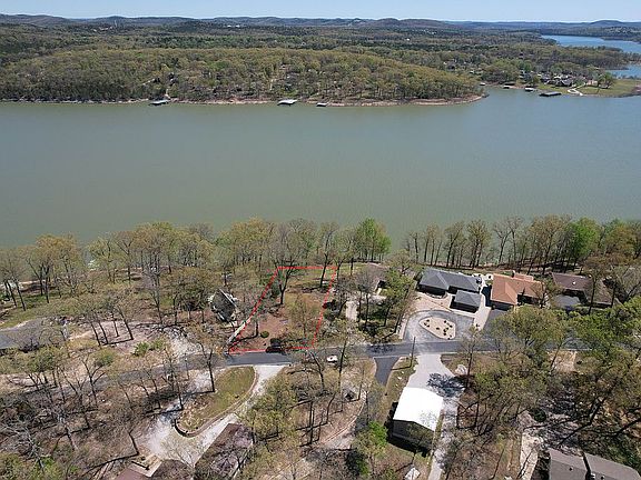 3rd image of 27463 Cordwood Ridge Dr