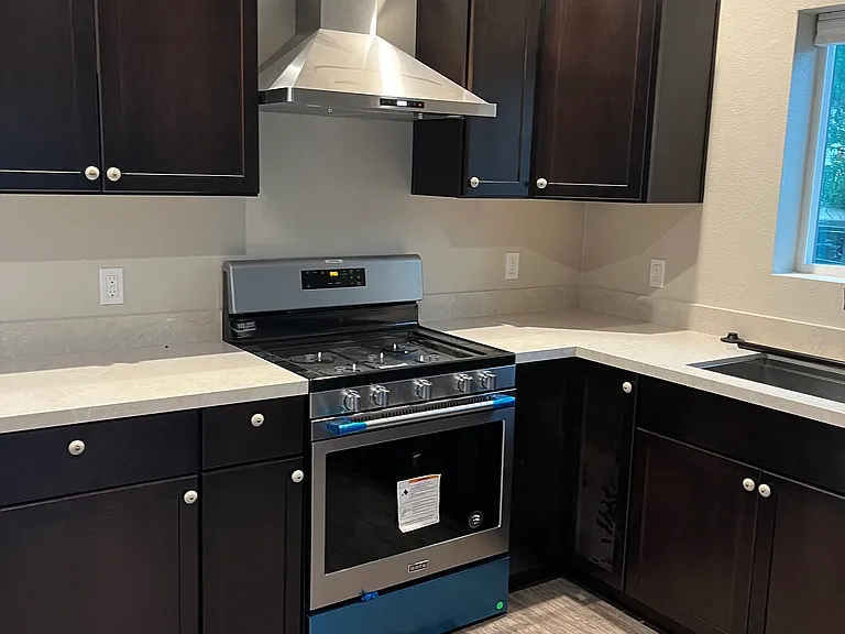 147 Karen Dr #A — Photo 10