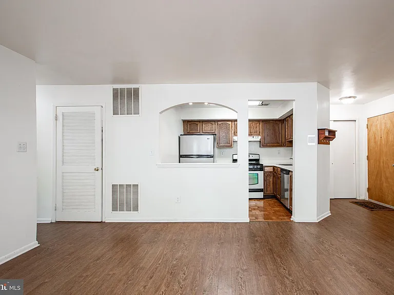 103 Claridge Ct #3 — Photo 9