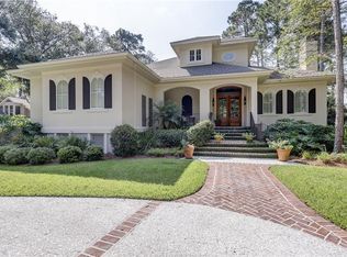 19 Strawberry Hill Rd, Hilton Head Island, SC 29928