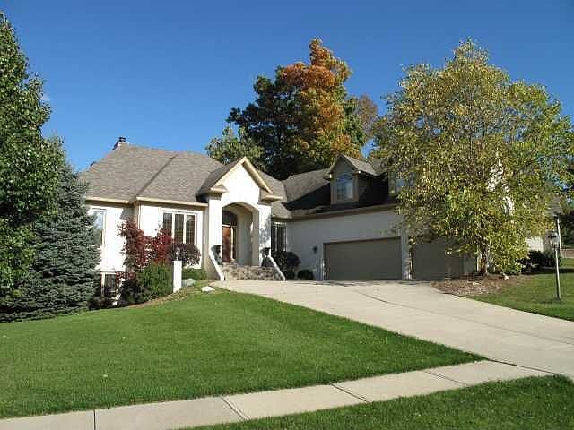 Exterior Front: 12960 Water Ridge Dr