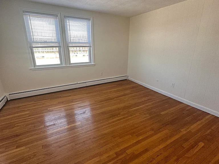 178 N Beacon St #24 — Photo 8