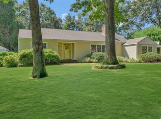 16 Huyler Rd, Setauket, NY 11733