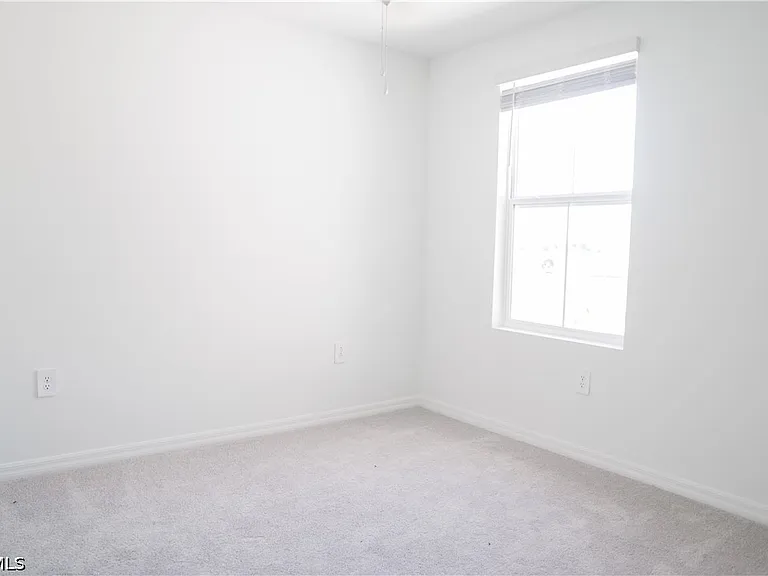 17530 Paradiso Way — Photo 4