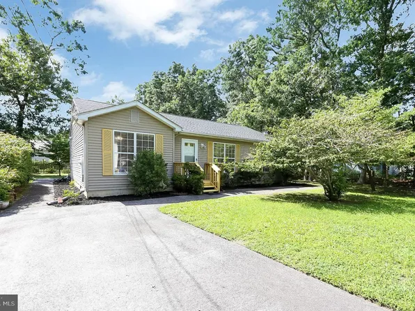 415 S Yam Ave, Galloway, NJ 08205