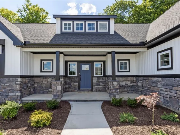 146 Breton Dr, Lexington, OH 44904