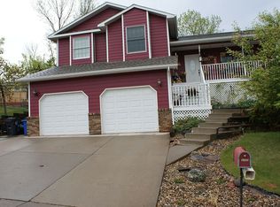 3707 Meadowbrook Dr, Rapid City, SD 57702