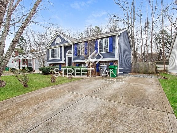 3rd image of 927 Glenfiddich Dr