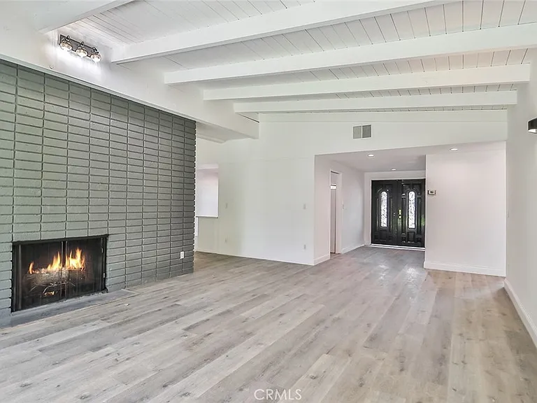 23540 Kivik St — Photo 8