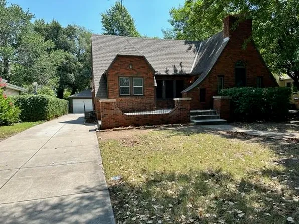 328 S Bluff Ave, Wichita, KS 67218