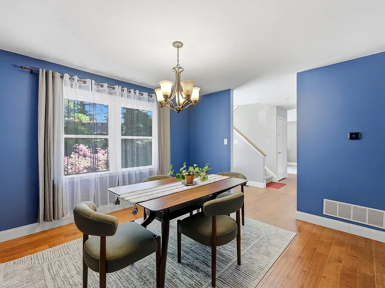 615 W Rosedale Ave — Photo 5