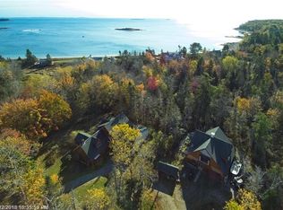 65 Crocketts Beach Rd, Owls Head, ME 04854