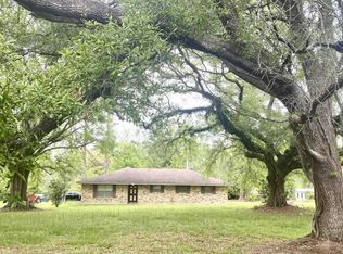 41194 Black Bayou Rd, Gonzales, LA 70737