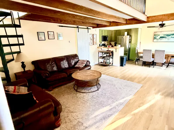 333 N Melrose Dr Unit H, Vista, CA 92083