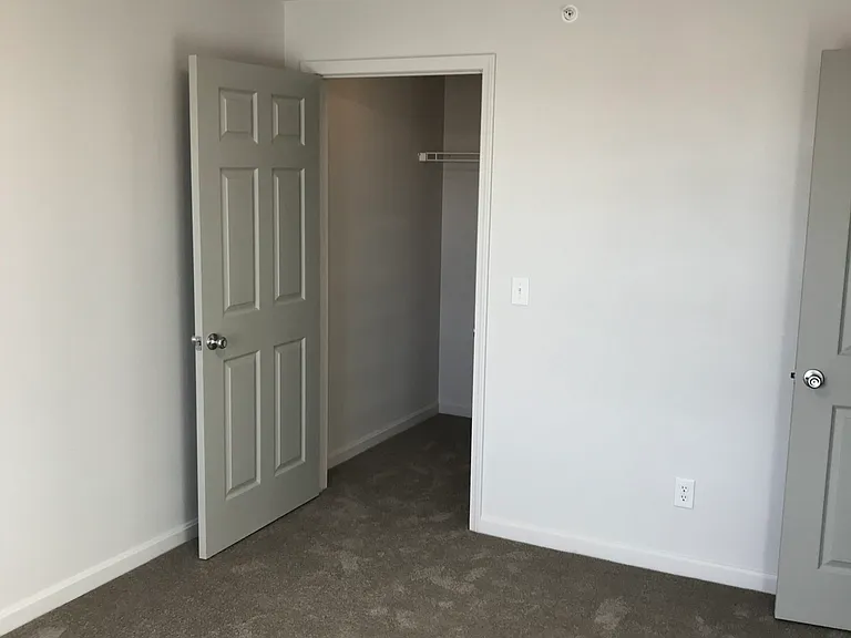 Parkside Manor Apartmens — Photo 20