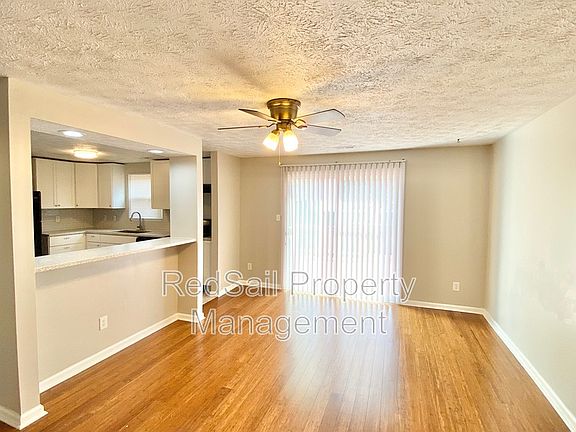 5th image of 1313 Hardy Cash Dr