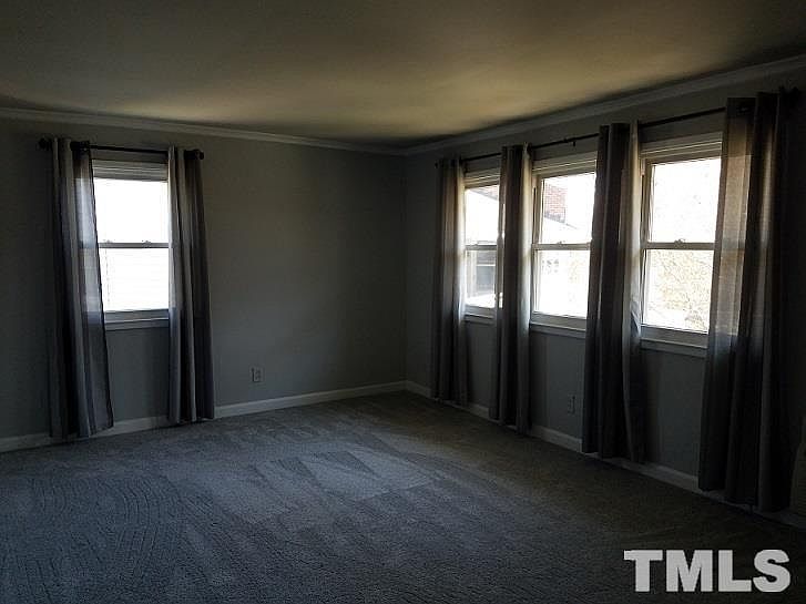 2nd image of 703 Daniels St APT D