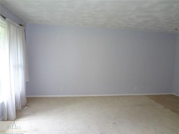3rd image of 4391 Cherrywood Dr