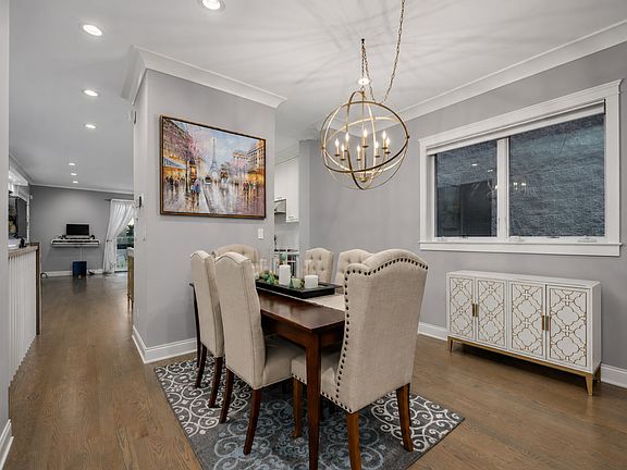 3rd image of 2506 N Southport Ave #1