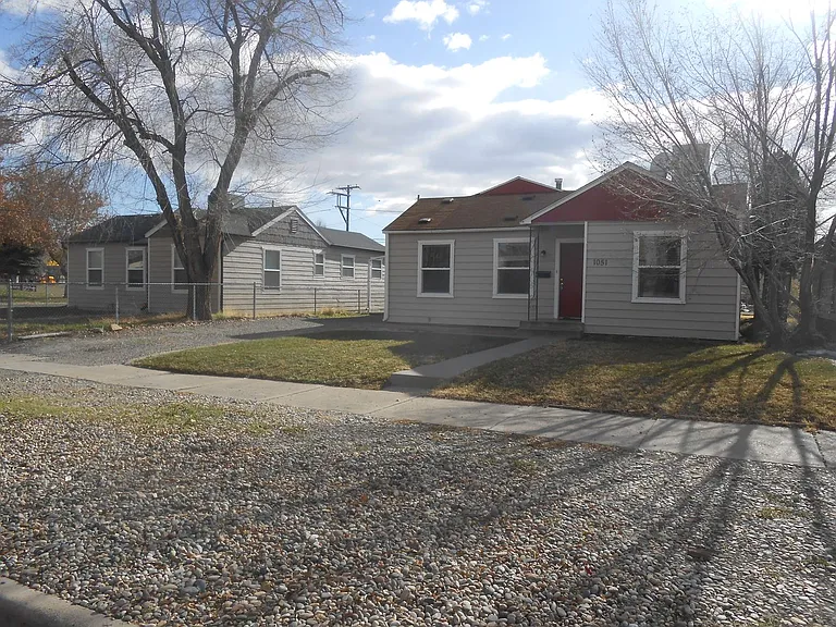 1051 Teller Ave — Photo 2