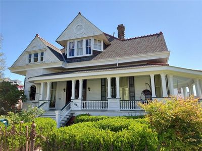 1325 General Pershing St, New Orleans, LA, 70115