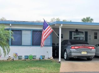 408 Lake Henry Cir, Winter Haven, FL 33881