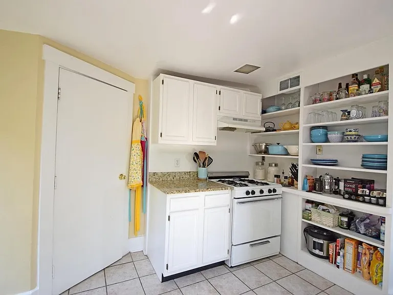 1009 Paradrome St #3 — Photo 18