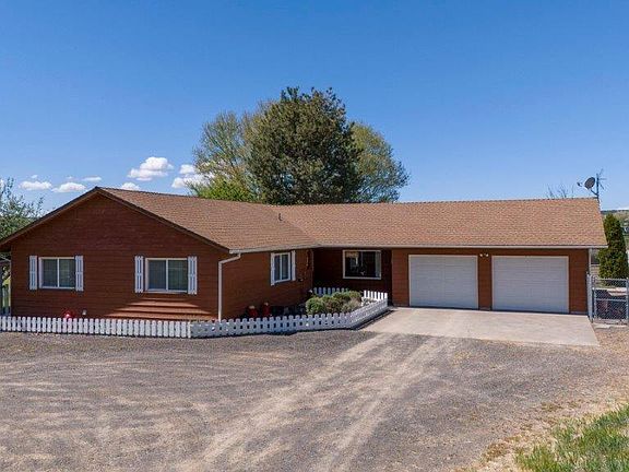 2nd image of 2480 NW Garden Ln