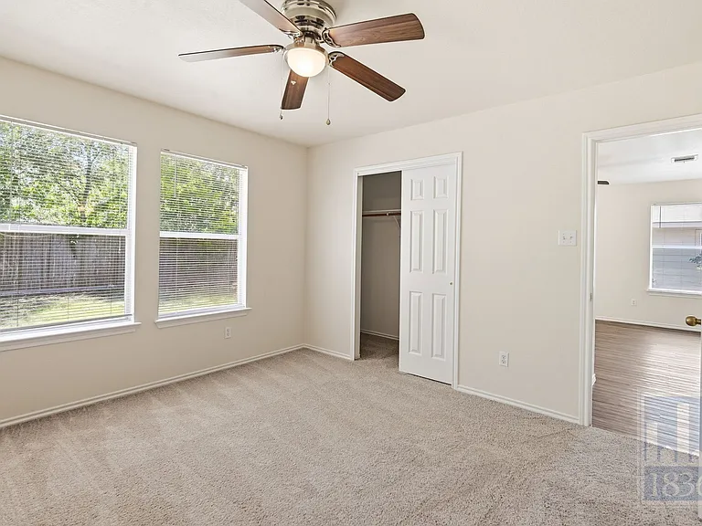 228 Pearl Lake Dr — Photo 13