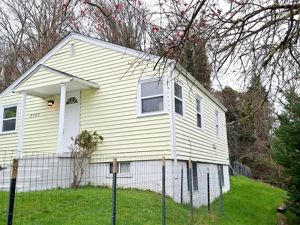 2902 NE Alder Street, Bremerton, WA 98310