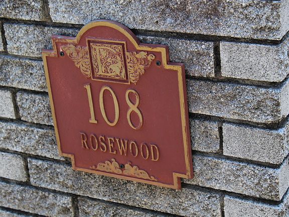 2nd image of 108 Rosewood Dr