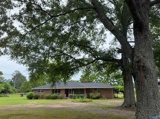 715 County Road 99, Fort Payne, AL 35967