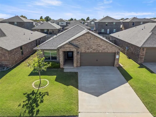 1012 NW 5th St, Newcastle, OK 73065