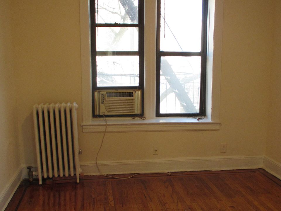 1st image of 2308 Newtown Ave APT 1CW