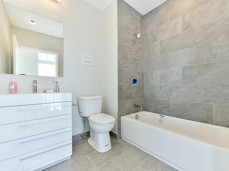 87 Parker St #402A — Photo 26