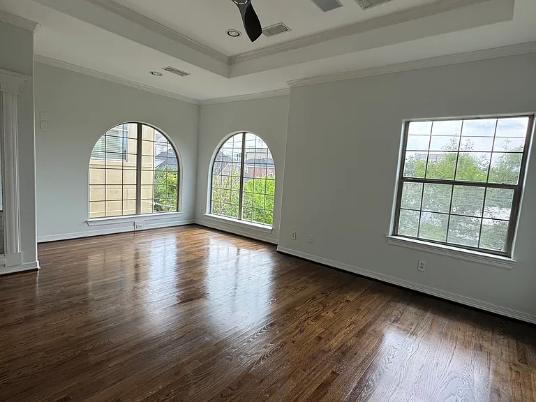 2810 Helena St — Photo 18