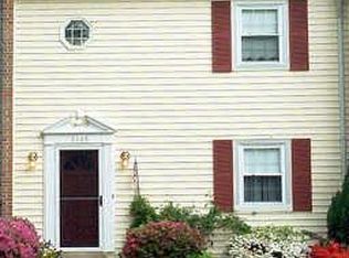 5146 Dahlgreen Pl, Burke, VA 22015