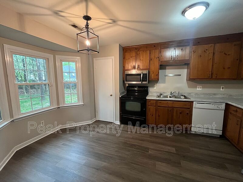 2nd image of 7105 Spring Trace Ct