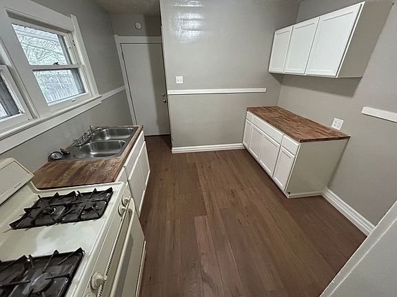 5th image of 610 Eleanor Ave