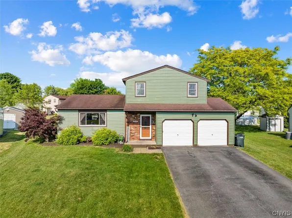 4080 Sweet Gum Ln, Liverpool, NY 13090