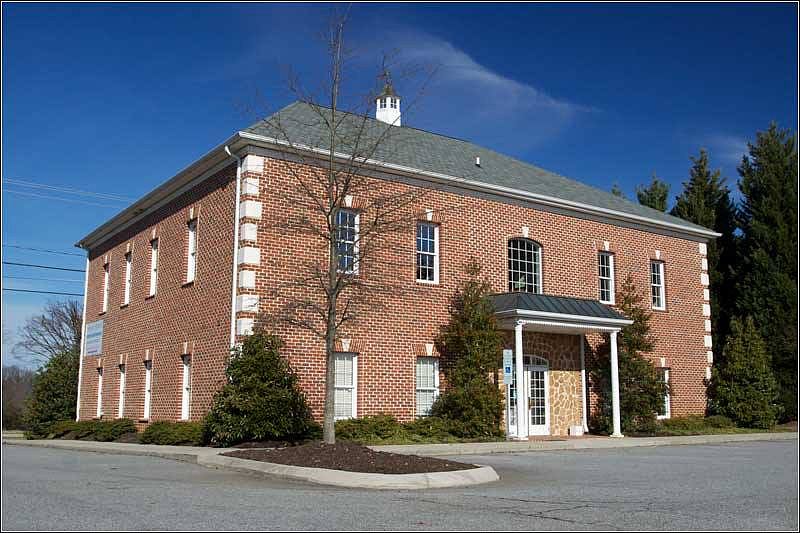 Back of 2 story building