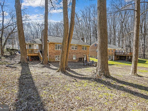 2nd image of 6642 Kirby Ct