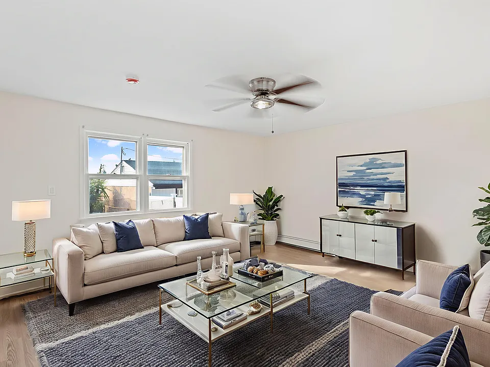 86 Farnham Ave
