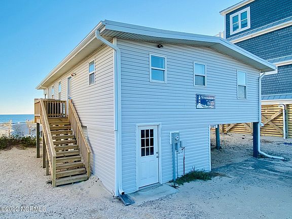4th image of 107 E Beach Dr